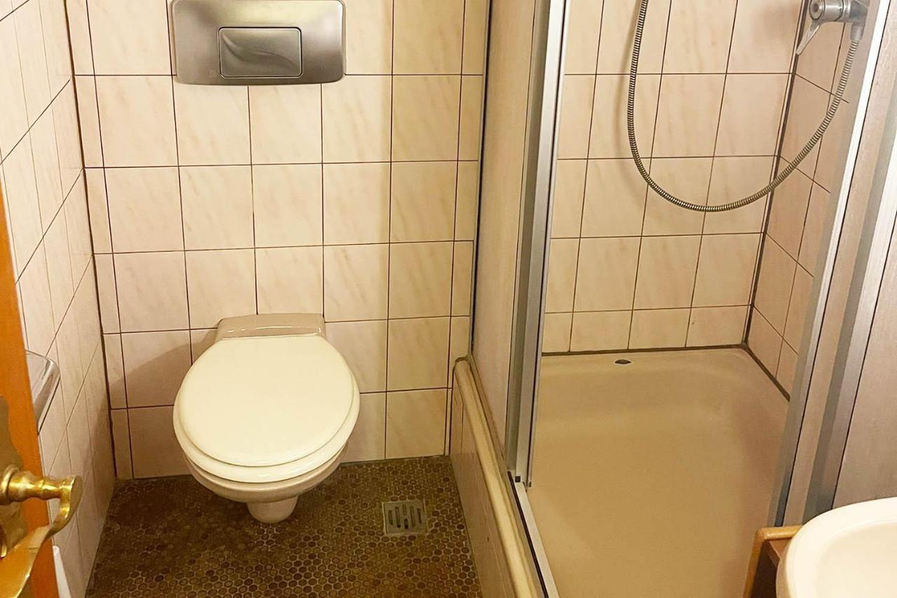 One Room Apartment In برجيش جلادباخ المظهر الخارجي الصورة