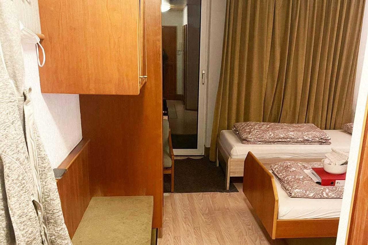 One Room Apartment In برجيش جلادباخ المظهر الخارجي الصورة